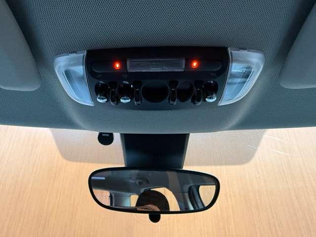 MINI クロスオーバー バッキンガム インテリジェントセーフティ 純正ナビ クルーズコントロール LEDヘッドライト オートライト スマートキー 純正16インチAW ETC 横滑り防止機能 アイドリングストップ Bluetooth(27枚目)