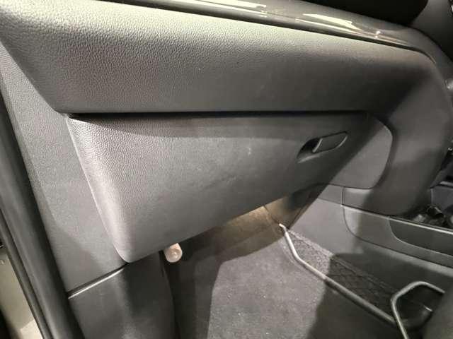 MINI クロスオーバー バッキンガム インテリジェントセーフティ 純正ナビ クルーズコントロール LEDヘッドライト オートライト スマートキー 純正16インチAW ETC 横滑り防止機能 アイドリングストップ Bluetooth(29枚目)