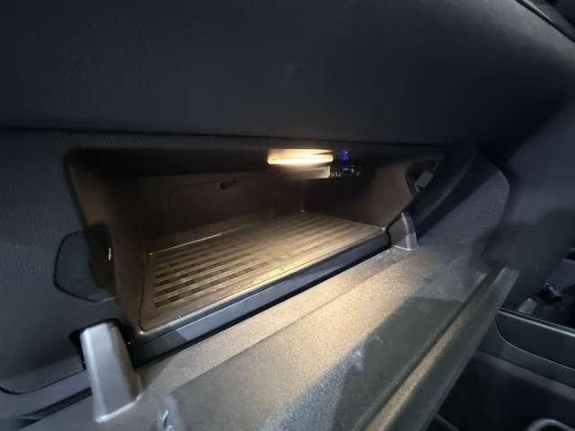 MINI クロスオーバー バッキンガム インテリジェントセーフティ 純正ナビ クルーズコントロール LEDヘッドライト オートライト スマートキー 純正16インチAW ETC 横滑り防止機能 アイドリングストップ Bluetooth(30枚目)