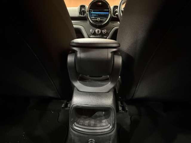 MINI クロスオーバー バッキンガム インテリジェントセーフティ 純正ナビ クルーズコントロール LEDヘッドライト オートライト スマートキー 純正16インチAW ETC 横滑り防止機能 アイドリングストップ Bluetooth(31枚目)