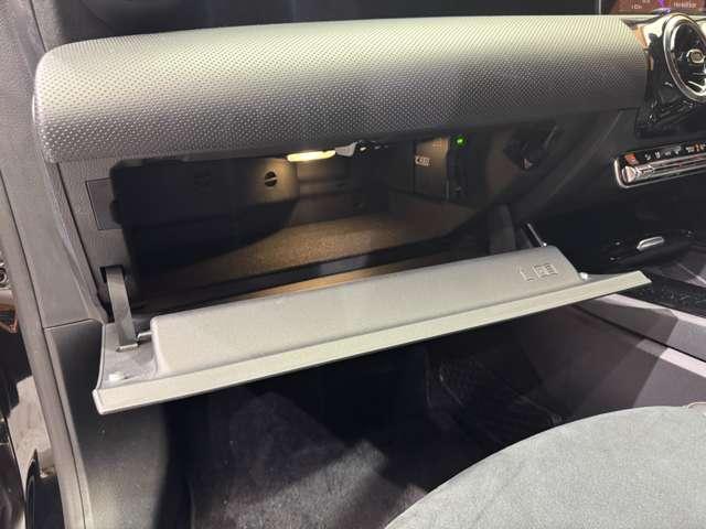 Ａクラス Ａ２００ｄ　ＡＭＧライン　ＡＣＣ　半革　ナビ　ＴＶ　Ｂカメラ　Ｂｌｕｅｔｏｏｔｈ接続　電動シート　シートＨ　ＬＥＤヘッドライト　ハイビームアシスト　アクティブパーキングアシスト　衝突軽減Ｂ　ＢＳＭ　ＬＫＡ　ドラレコ　ＥＴＣ（32枚目）