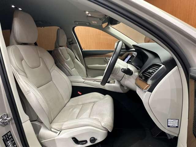 XC90 D5 AWD インスクリプション 白革シート harmankardonサウンド HUD ACC ナビ TV 360°Bluetooth接続 シートヒーター ステアリングH 自動駐車 電動リアゲート 衝突軽減B BSM LKA ETC(6枚目)