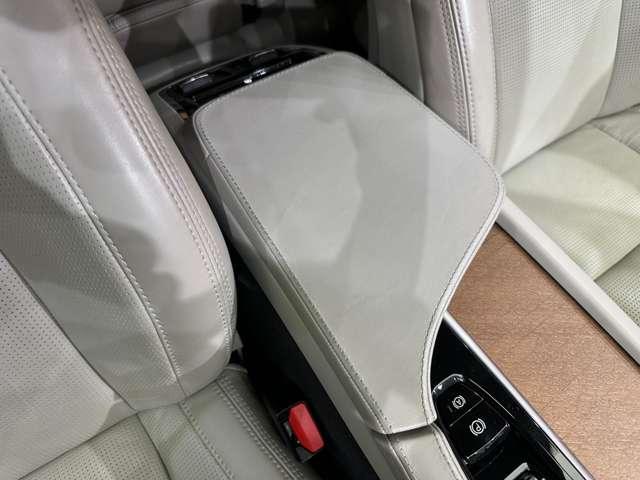 XC90 D5 AWD インスクリプション 白革シート harmankardonサウンド HUD ACC ナビ TV 360°Bluetooth接続 シートヒーター ステアリングH 自動駐車 電動リアゲート 衝突軽減B BSM LKA ETC(18枚目)