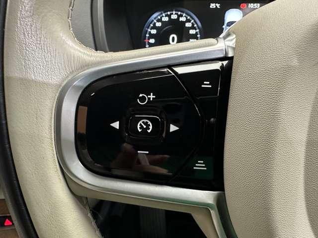 XC90 D5 AWD インスクリプション 白革シート harmankardonサウンド HUD ACC ナビ TV 360°Bluetooth接続 シートヒーター ステアリングH 自動駐車 電動リアゲート 衝突軽減B BSM LKA ETC(24枚目)
