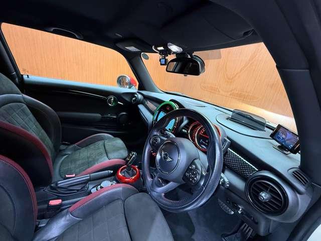 MINI ジョンクーパーワークス ペッパーPKG クルーズコントロール HUD コンビ革シート ナビ Bカメラ Bluetooth接続 PDC LEDヘッドライト ユニオンジャックテールランプ コンフォートアクセス ETC ドラレコ(5枚目)