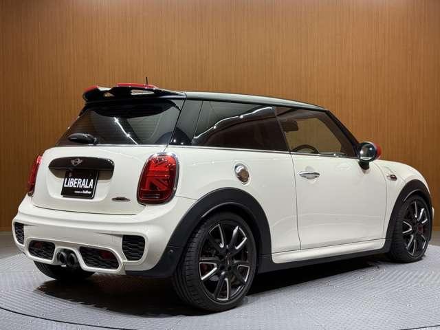 MINI ジョンクーパーワークス ペッパーPKG クルーズコントロール HUD コンビ革シート ナビ Bカメラ Bluetooth接続 PDC LEDヘッドライト ユニオンジャックテールランプ コンフォートアクセス ETC ドラレコ(50枚目)