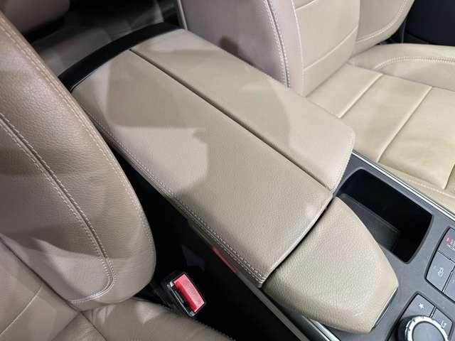 ＧＬクラス ＧＬ３５０　ブルテク４マチックレザーエクスクルシブＰ　パノラマＳＲ　白革シート　ディストロニックプラス　ナビ　ＴＶ　３６０°カメラ　電動リアゲート　パワーシート　シートＨ　　キーレスゴー　　レーンアシスト　ブラインドスポット　ＥＴＣ　レーダーセーフティＰ（19枚目）