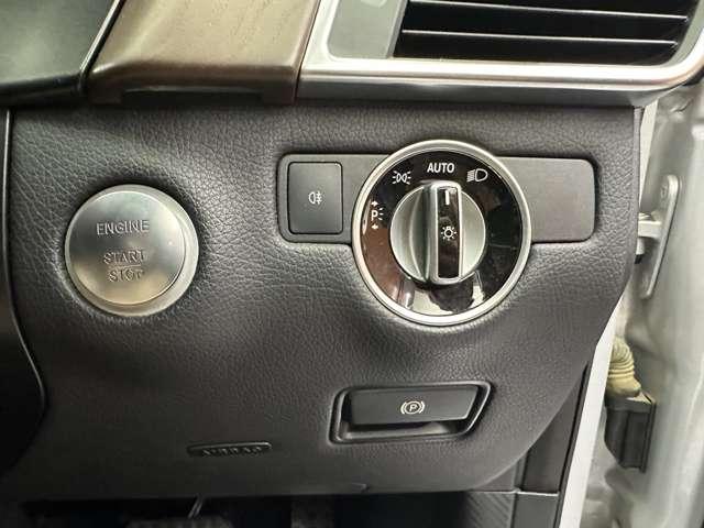 ＧＬクラス ＧＬ３５０　ブルテク４マチックレザーエクスクルシブＰ　パノラマＳＲ　白革シート　ディストロニックプラス　ナビ　ＴＶ　３６０°カメラ　電動リアゲート　パワーシート　シートＨ　　キーレスゴー　　レーンアシスト　ブラインドスポット　ＥＴＣ　レーダーセーフティＰ（27枚目）