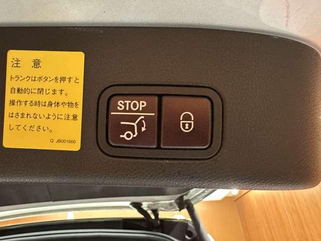 ＧＬクラス ＧＬ３５０　ブルテク４マチックレザーエクスクルシブＰ　パノラマＳＲ　白革シート　ディストロニックプラス　ナビ　ＴＶ　３６０°カメラ　電動リアゲート　パワーシート　シートＨ　　キーレスゴー　　レーンアシスト　ブラインドスポット　ＥＴＣ　レーダーセーフティＰ（54枚目）