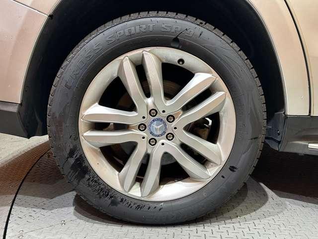 ＧＬクラス ＧＬ３５０　ブルテク４マチックレザーエクスクルシブＰ　パノラマＳＲ　白革シート　ディストロニックプラス　ナビ　ＴＶ　３６０°カメラ　電動リアゲート　パワーシート　シートＨ　　キーレスゴー　　レーンアシスト　ブラインドスポット　ＥＴＣ　レーダーセーフティＰ（67枚目）