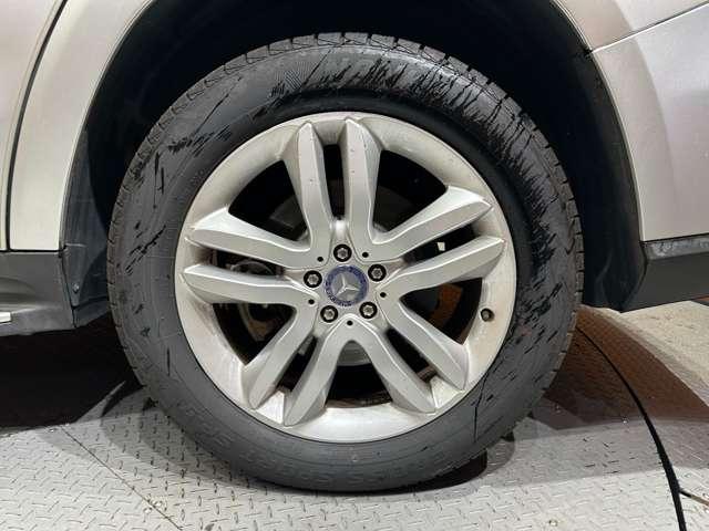 ＧＬクラス ＧＬ３５０　ブルテク４マチックレザーエクスクルシブＰ　パノラマＳＲ　白革シート　ディストロニックプラス　ナビ　ＴＶ　３６０°カメラ　電動リアゲート　パワーシート　シートＨ　　キーレスゴー　　レーンアシスト　ブラインドスポット　ＥＴＣ　レーダーセーフティＰ（68枚目）