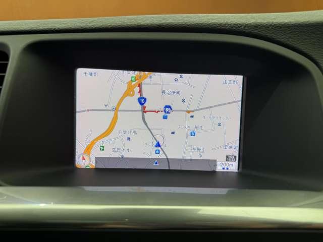 Ｖ６０ Ｄ４　クラシック　サンルーフ　純正ナビ　バックカメラ　ＰＤＣ　ＡＣＣ　ＢＬＩＳ　黒革　シートヒーター　パワーシート　キセノンヘッドライト　オートライト　ＥＴＣ　レーンキーピングエイド　アイドリングストップ（9枚目）