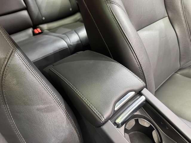 Ｖ６０ Ｄ４　クラシック　サンルーフ　純正ナビ　バックカメラ　ＰＤＣ　ＡＣＣ　ＢＬＩＳ　黒革　シートヒーター　パワーシート　キセノンヘッドライト　オートライト　ＥＴＣ　レーンキーピングエイド　アイドリングストップ（17枚目）