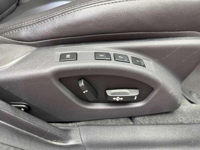 Ｖ６０ Ｄ４　クラシック　サンルーフ　純正ナビ　バックカメラ　ＰＤＣ　ＡＣＣ　ＢＬＩＳ　黒革　シートヒーター　パワーシート　キセノンヘッドライト　オートライト　ＥＴＣ　レーンキーピングエイド　アイドリングストップ（30枚目）