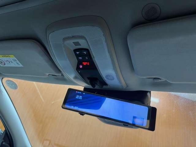 Ｖ６０ Ｄ４　クラシック　サンルーフ　純正ナビ　バックカメラ　ＰＤＣ　ＡＣＣ　ＢＬＩＳ　黒革　シートヒーター　パワーシート　キセノンヘッドライト　オートライト　ＥＴＣ　レーンキーピングエイド　アイドリングストップ（31枚目）