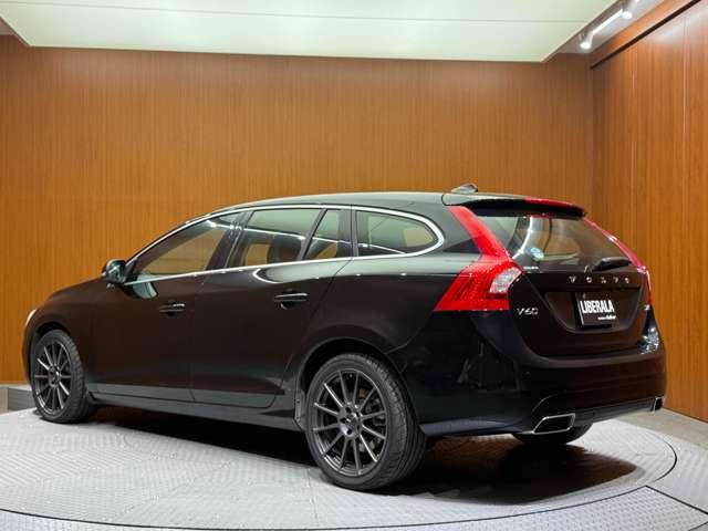 Ｖ６０ Ｄ４　クラシック　サンルーフ　純正ナビ　バックカメラ　ＰＤＣ　ＡＣＣ　ＢＬＩＳ　黒革　シートヒーター　パワーシート　キセノンヘッドライト　オートライト　ＥＴＣ　レーンキーピングエイド　アイドリングストップ（58枚目）