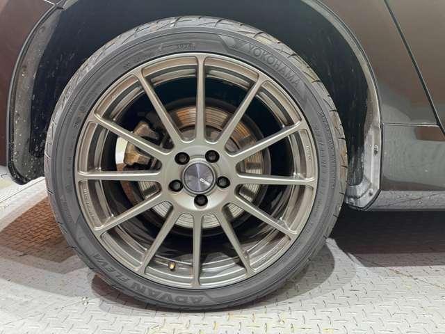 Ｖ６０ Ｄ４　クラシック　サンルーフ　純正ナビ　バックカメラ　ＰＤＣ　ＡＣＣ　ＢＬＩＳ　黒革　シートヒーター　パワーシート　キセノンヘッドライト　オートライト　ＥＴＣ　レーンキーピングエイド　アイドリングストップ（63枚目）