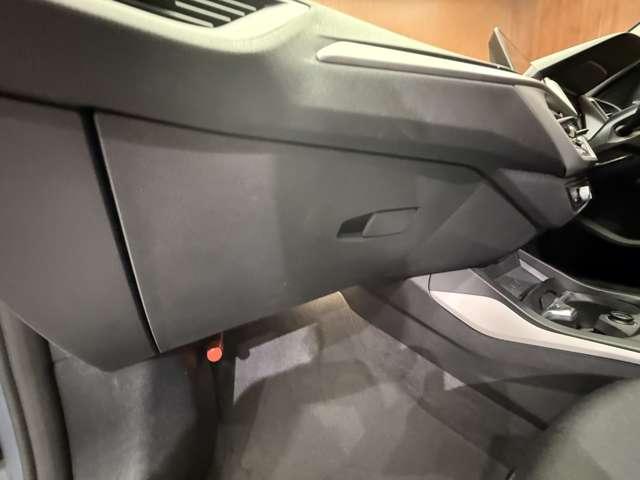 1シリーズ 118d プレイ エディションジョイ+ 1オーナー 純正ナビ バックカメラ パーキングアシスト PDC LEDヘッドライト ハイビームアシスト ドライブレコーダー メモリーパワーシート 純正16インチAW ETC(31枚目)