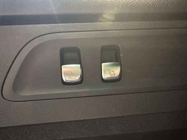 ＧＬＣ ＧＬＣ２２０ｄ　４マチック　ＡＭＧライン　純正ナビ　３６０°カメラ　ＡＣＣ　ハーフレザーシート　シートヒーター　パワーシート　ＬＥＤヘッドライト　ハイビームアシスト　アンビエントライト　電動リアゲート　ドライブレコーダー　純正１９インチＡＷ（48枚目）