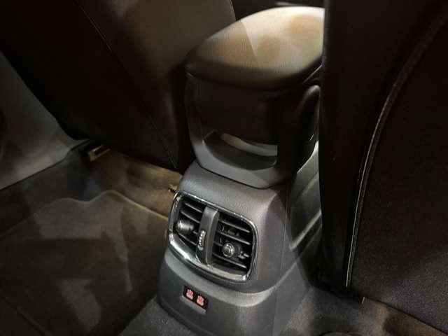 ＭＩＮＩ クーパーＤ　クロスオーバー　ＡＣＣ　純正ナビ　バックカメラ　リアＰＤＣ　衝突軽減Ｂ　Ｂｌｕｅｔｏｏｔｈ　ＬＥＤヘッドライト　オートライト　ＥＴＣ　純正１７インチＡＷ　横滑り防止機能　アイドリングストップ　電動リアゲート（37枚目）