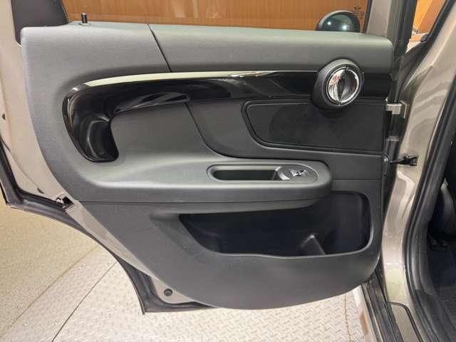 ＭＩＮＩ クーパーＤ　クロスオーバー　ＡＣＣ　純正ナビ　バックカメラ　リアＰＤＣ　衝突軽減Ｂ　Ｂｌｕｅｔｏｏｔｈ　ＬＥＤヘッドライト　オートライト　ＥＴＣ　純正１７インチＡＷ　横滑り防止機能　アイドリングストップ　電動リアゲート（45枚目）