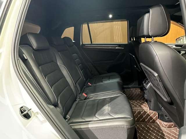 ティグアン TDI 4モーション Rライン パノラマSR 純正ナビ 360°カメラ ACC バーチャルCP 黒革 シートヒーター パワーシート LEDヘッドライト ハイビームアシスト パーキングアシスト 電動リアゲート 純正20インチAW(8枚目)