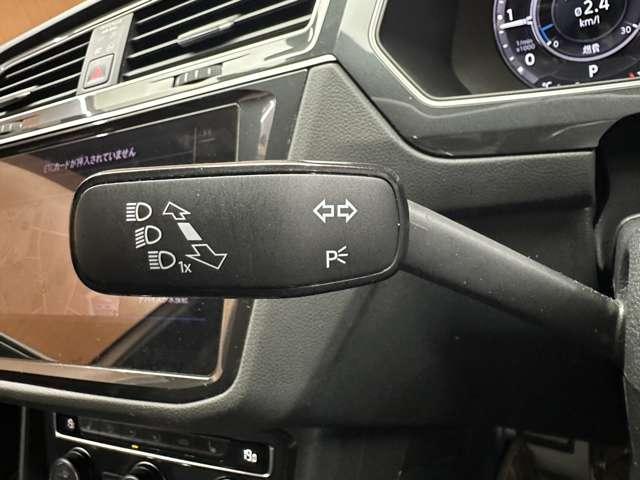 ティグアン TDI 4モーション Rライン パノラマSR 純正ナビ 360°カメラ ACC バーチャルCP 黒革 シートヒーター パワーシート LEDヘッドライト ハイビームアシスト パーキングアシスト 電動リアゲート 純正20インチAW(22枚目)