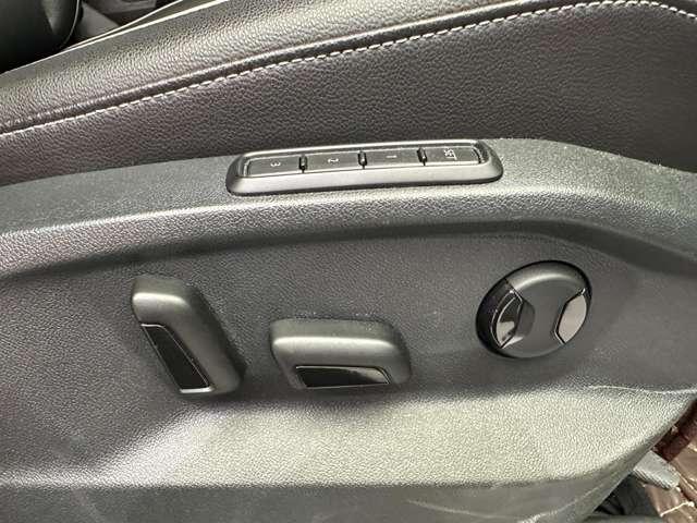 ティグアン TDI 4モーション Rライン パノラマSR 純正ナビ 360°カメラ ACC バーチャルCP 黒革 シートヒーター パワーシート LEDヘッドライト ハイビームアシスト パーキングアシスト 電動リアゲート 純正20インチAW(27枚目)