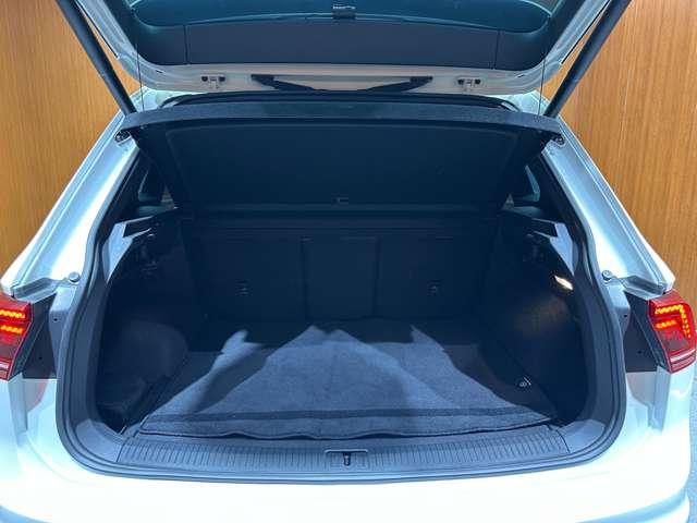 ティグアン TDI 4モーション Rライン パノラマSR 純正ナビ 360°カメラ ACC バーチャルCP 黒革 シートヒーター パワーシート LEDヘッドライト ハイビームアシスト パーキングアシスト 電動リアゲート 純正20インチAW(44枚目)