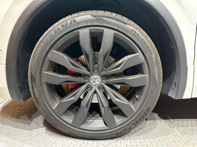 ティグアン TDI 4モーション Rライン パノラマSR 純正ナビ 360°カメラ ACC バーチャルCP 黒革 シートヒーター パワーシート LEDヘッドライト ハイビームアシスト パーキングアシスト 電動リアゲート 純正20インチAW(58枚目)