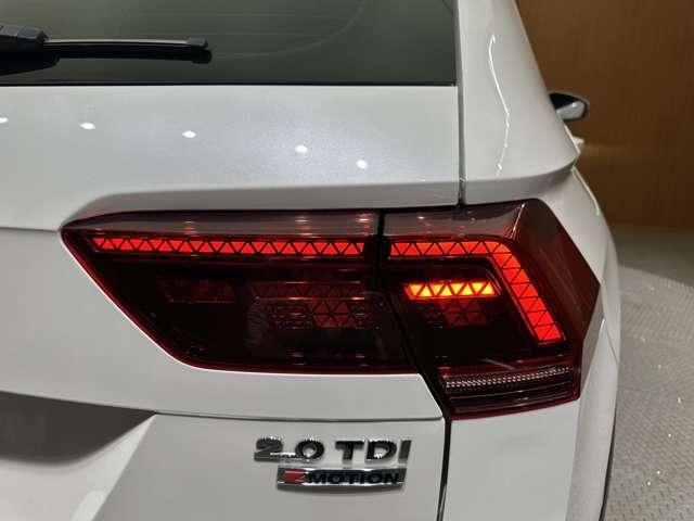 ティグアン TDI 4モーション Rライン パノラマSR 純正ナビ 360°カメラ ACC バーチャルCP 黒革 シートヒーター パワーシート LEDヘッドライト ハイビームアシスト パーキングアシスト 電動リアゲート 純正20インチAW(61枚目)
