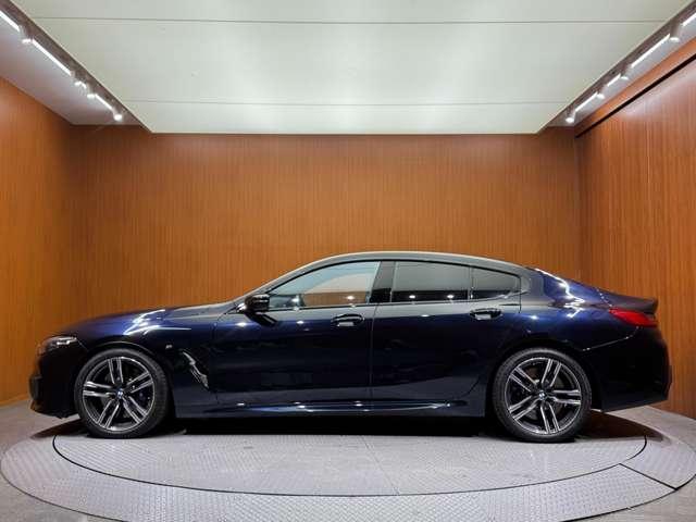 ８シリーズ ８４０ｄ　ｘＤｒｉｖｅ　グランクーペ　Ｍスポーツ　アダプティブＭサスペンションプロフェッショナル　ＡＣＣ　革シート　ＨＵＤ　ｈａｒｍａｎｋａｒｄｏｎサウンド　ナビ　ＴＶ　３６０°　Ｂｌｕｅｔｏｏｔｈ接続　シートＨ　レーザーライト　ワンオーナー（55枚目）