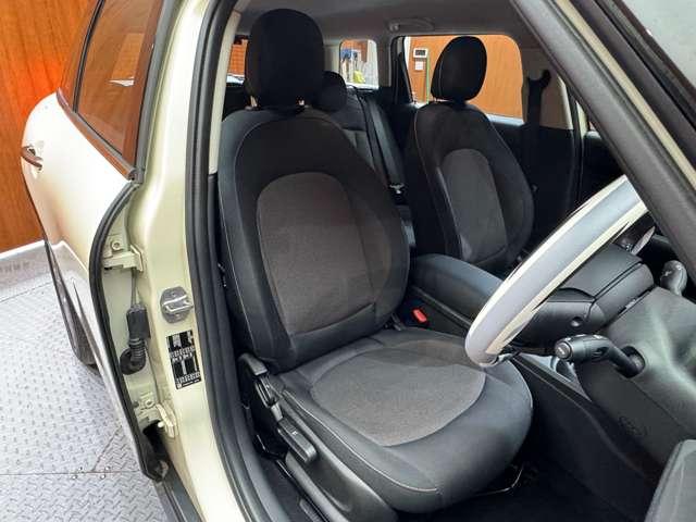 ＭＩＮＩ クラブマン　バッキンガム　ＡＣＣ　ナビ　Ｂカメラ　Ｂｌｕｅｔｏｏｔｈ接続　ユニオンジャックテール　ＰＤＣ　コンフォートアクセス　ＬＥＤヘッドライト　衝突軽減ブレーキ　ＥＴＣ　ドラレコ　スタッドレスＡＷ付き有り（6枚目）