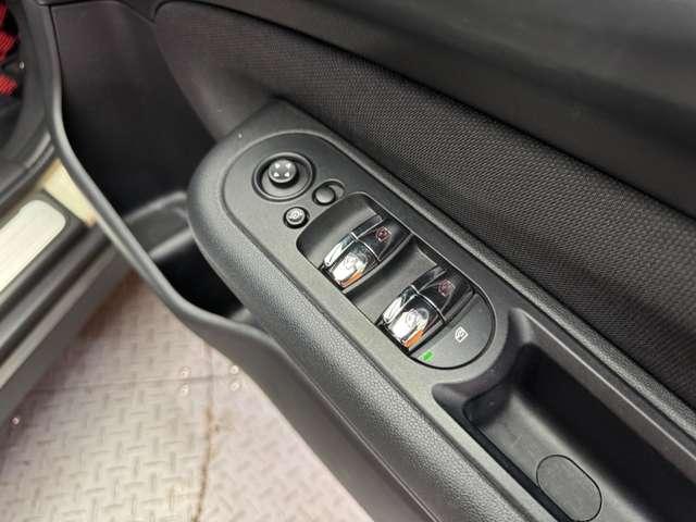 ＭＩＮＩ クラブマン　バッキンガム　ＡＣＣ　ナビ　Ｂカメラ　Ｂｌｕｅｔｏｏｔｈ接続　ユニオンジャックテール　ＰＤＣ　コンフォートアクセス　ＬＥＤヘッドライト　衝突軽減ブレーキ　ＥＴＣ　ドラレコ　スタッドレスＡＷ付き有り（26枚目）