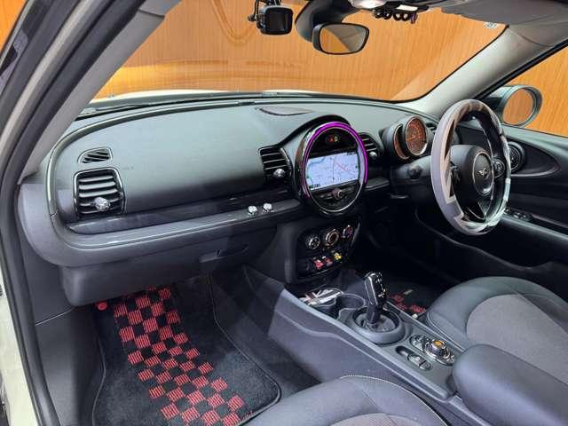 ＭＩＮＩ クラブマン　バッキンガム　ＡＣＣ　ナビ　Ｂカメラ　Ｂｌｕｅｔｏｏｔｈ接続　ユニオンジャックテール　ＰＤＣ　コンフォートアクセス　ＬＥＤヘッドライト　衝突軽減ブレーキ　ＥＴＣ　ドラレコ　スタッドレスＡＷ付き有り（35枚目）