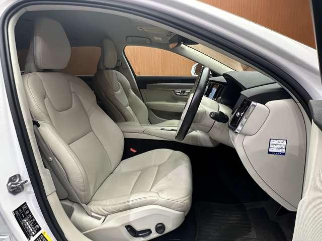 V90 D4 モメンタム ACC 白革シート 純正ナビ TV 360°Bluetooth接続 電動シート シートヒーター パークアシスト 電動リアゲート LEDヘッドライト 衝突軽減ブレーキ BLIS LKA ETC 禁煙車(6枚目)