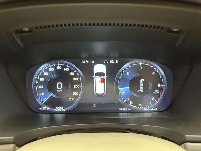 V90 D4 モメンタム ACC 白革シート 純正ナビ TV 360°Bluetooth接続 電動シート シートヒーター パークアシスト 電動リアゲート LEDヘッドライト 衝突軽減ブレーキ BLIS LKA ETC 禁煙車(18枚目)