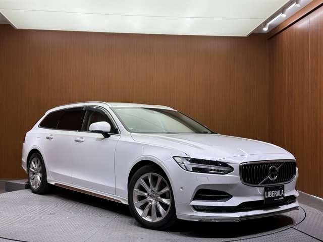 V90 D4 モメンタム ACC 白革シート 純正ナビ TV 360°Bluetooth接続 電動シート シートヒーター パークアシスト 電動リアゲート LEDヘッドライト 衝突軽減ブレーキ BLIS LKA ETC 禁煙車(52枚目)