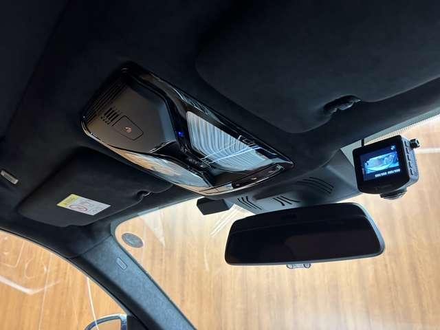 X7 xDrive 35d Mスポーツ サンルーフ 2列目コンフォートシート リアエンターテイメント harmankardon OP22インチAW 茶革シート シートヒーター ベンチレーション 電動リアゲート パーキングアシストプラス(35枚目)