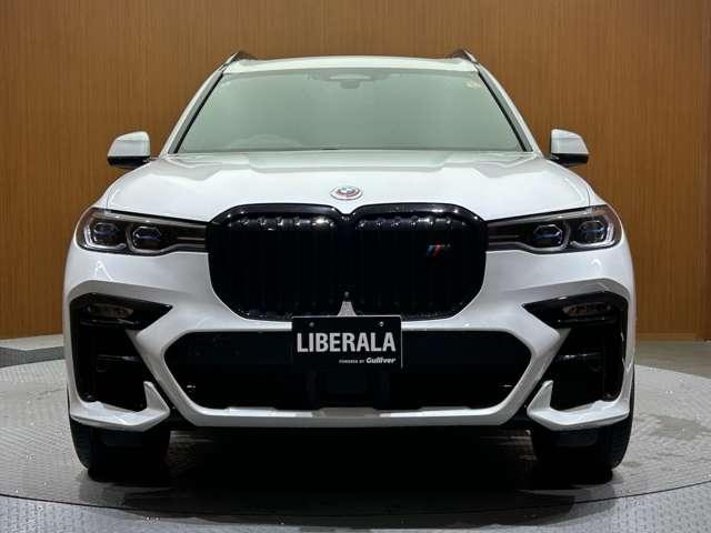 X7 xDrive 35d Mスポーツ サンルーフ 2列目コンフォートシート リアエンターテイメント harmankardon OP22インチAW 茶革シート シートヒーター ベンチレーション 電動リアゲート パーキングアシストプラス(55枚目)