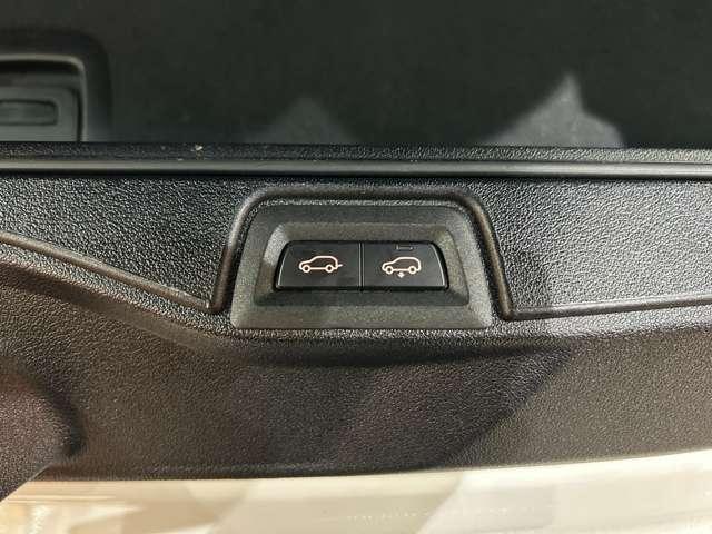 X7 xDrive 35d Mスポーツ サンルーフ 2列目コンフォートシート リアエンターテイメント harmankardon OP22インチAW 茶革シート シートヒーター ベンチレーション 電動リアゲート パーキングアシストプラス(69枚目)