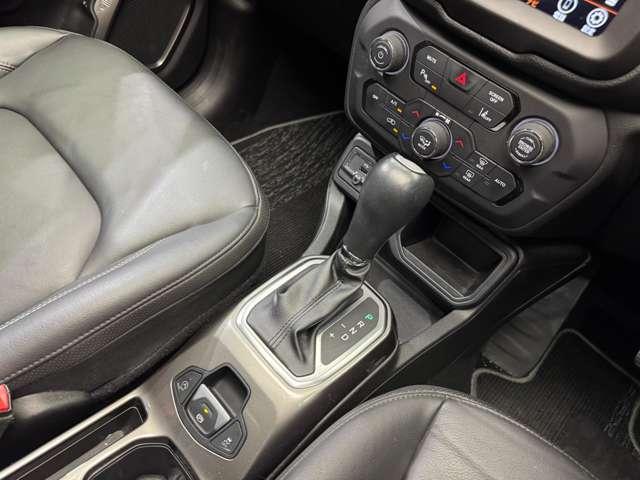 ジープ・レネゲード リミテッド パノラマSR 黒革シート ACC ナビ TV Bカメラ CarPlay Bluetooth接続 電動シート シートヒーター ステアリングH LEDヘッドライト 衝突軽減ブレーキ BSM LKA ETC(15枚目)