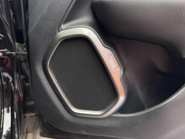 ジープ・レネゲード リミテッド パノラマSR 黒革シート ACC ナビ TV Bカメラ CarPlay Bluetooth接続 電動シート シートヒーター ステアリングH LEDヘッドライト 衝突軽減ブレーキ BSM LKA ETC(27枚目)