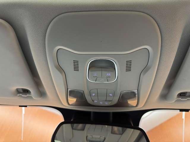 ジープ・レネゲード リミテッド パノラマSR 黒革シート ACC ナビ TV Bカメラ CarPlay Bluetooth接続 電動シート シートヒーター ステアリングH LEDヘッドライト 衝突軽減ブレーキ BSM LKA ETC(29枚目)