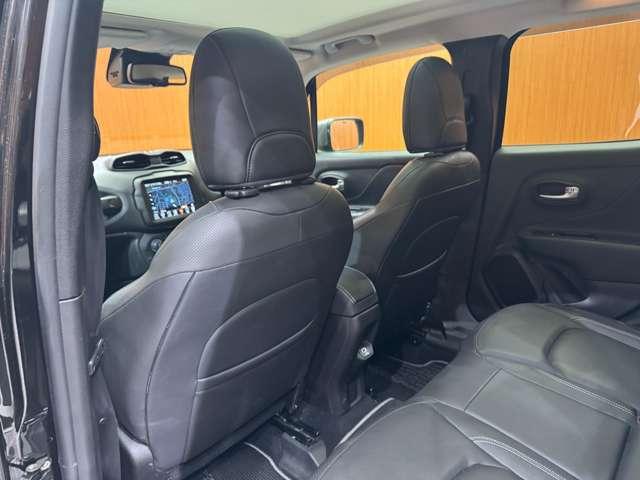 ジープ・レネゲード リミテッド パノラマSR 黒革シート ACC ナビ TV Bカメラ CarPlay Bluetooth接続 電動シート シートヒーター ステアリングH LEDヘッドライト 衝突軽減ブレーキ BSM LKA ETC(40枚目)