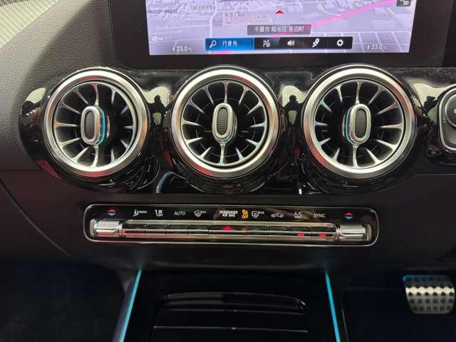 ＧＬＡクラス ＧＬＡ２００ｄ　４マチック　ＡＭＧライン　パノラマＳＲ　ＡＭＧレザーＥＸＣ　アドバンスドＰＫＧ　１オーナー　ＨＵＤ　純正ナビ　３６０°カメラ　ＡＣＣ　ＢＳＭ　シートヒーター　パワーシート　ＬＥＤヘッドライト　ハイビームアシスト　電動リアゲート（13枚目）