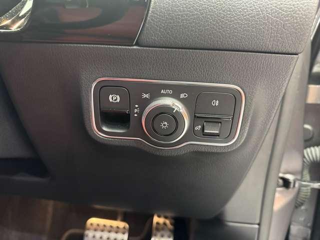 ＧＬＡクラス ＧＬＡ２００ｄ　４マチック　ＡＭＧライン　パノラマＳＲ　ＡＭＧレザーＥＸＣ　アドバンスドＰＫＧ　１オーナー　ＨＵＤ　純正ナビ　３６０°カメラ　ＡＣＣ　ＢＳＭ　シートヒーター　パワーシート　ＬＥＤヘッドライト　ハイビームアシスト　電動リアゲート（33枚目）