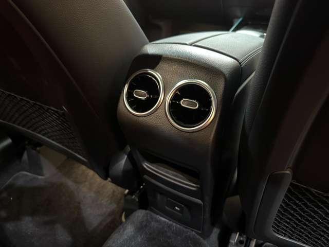 ＧＬＡクラス ＧＬＡ２００ｄ　４マチック　ＡＭＧライン　パノラマＳＲ　ＡＭＧレザーＥＸＣ　アドバンスドＰＫＧ　１オーナー　ＨＵＤ　純正ナビ　３６０°カメラ　ＡＣＣ　ＢＳＭ　シートヒーター　パワーシート　ＬＥＤヘッドライト　ハイビームアシスト　電動リアゲート（40枚目）