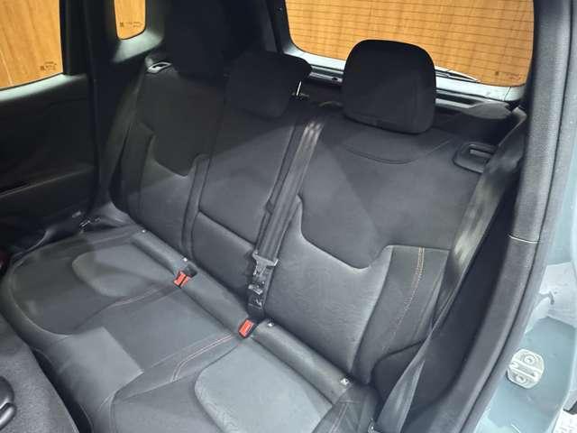 ジープ・レネゲード トレイルホーク　オープンエアルーフ　クルーズコントロール　ディスプレイオーディオ　Ｂｌｕｅｔｏｏｔｈ接続　バックカメラ　パーキングアシスト　車線逸脱防止　プッシュスタート　ＨＩＤヘッドライト　純正ＡＷ　ＥＴＣ（36枚目）