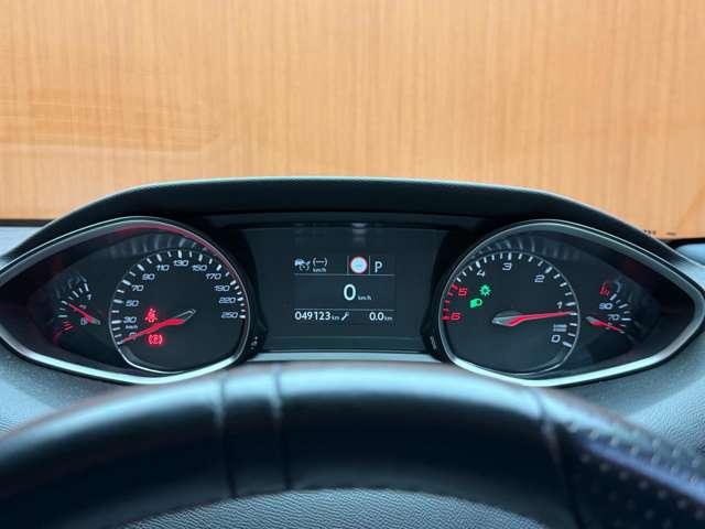 308 GTライン ブルーHDi 革調シートカバー ACC BSM ディスプレイオーディオ CarPlay 衝突軽減ブレーキ Bluetooth パドルシフト ドライブレコーダー 純正17インチAW LEDヘッドライト オートライト(18枚目)